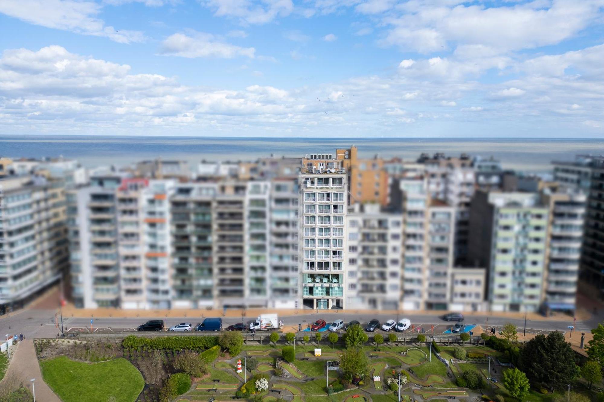 Hotel Beach Palace Blankenberge Exterior photo